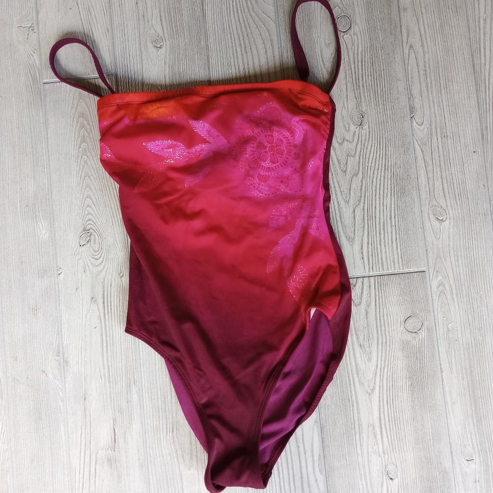 Vintage Roxanne Bra-Sized Swimsuit, Bright Floral Print Size 32C /8